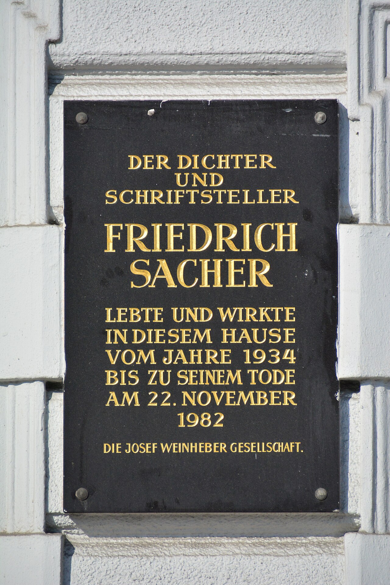 Gedenktafel für Friedrich Sacher