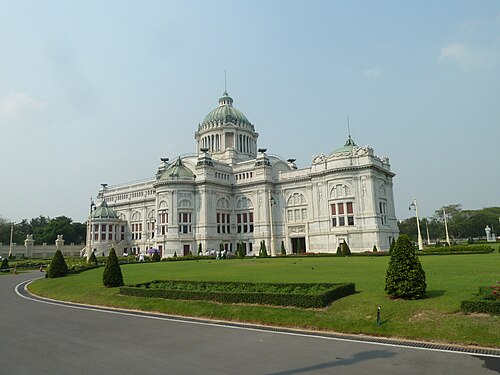 Sala del trono Ananta Samakhom